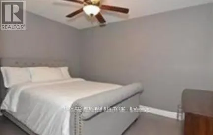 813 - 240 VILLAGEWALK BOULEVARD, #813