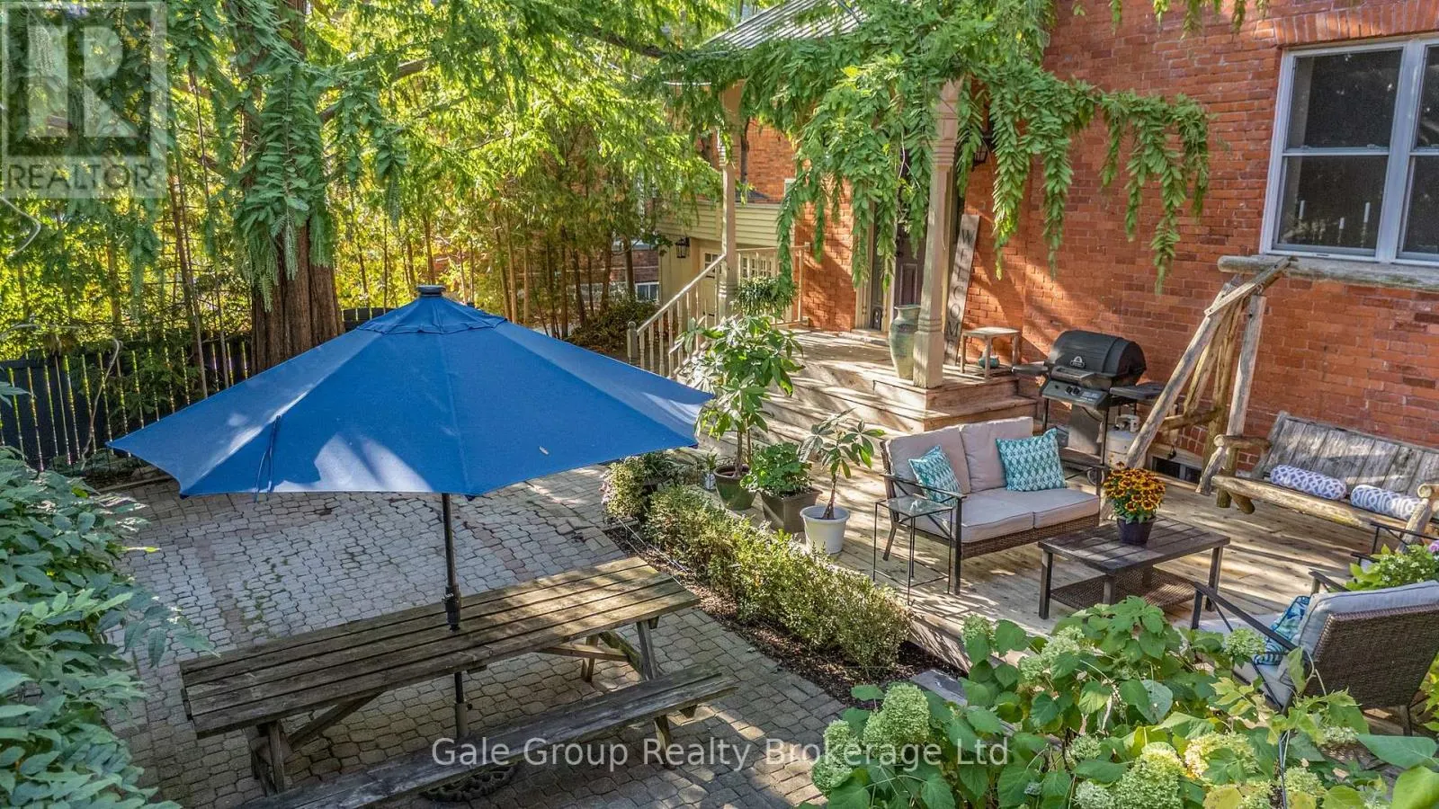 105 VANSITTART AVENUE