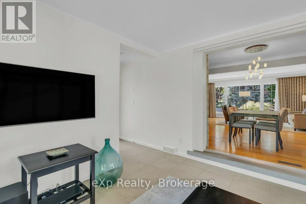 18 COLBORN STREET