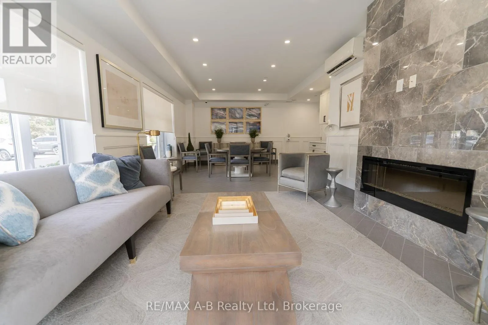 111 - 255 JOHN STREET N, #111