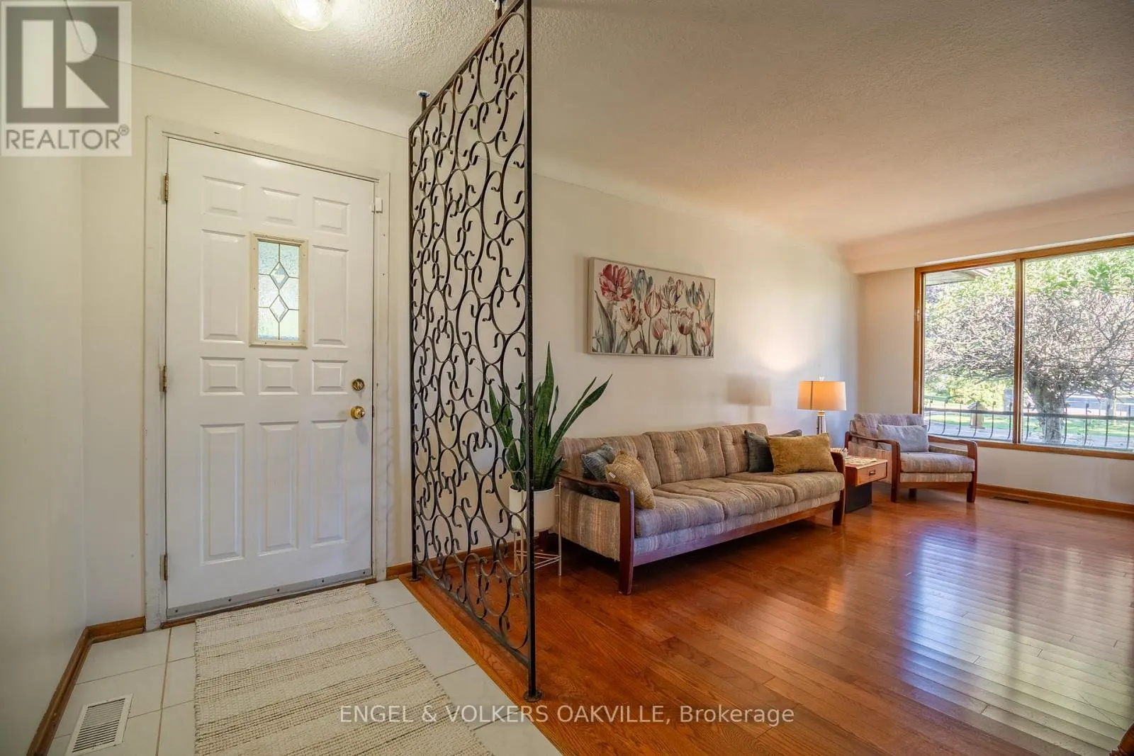 22 SANDY COVE CIRCLE