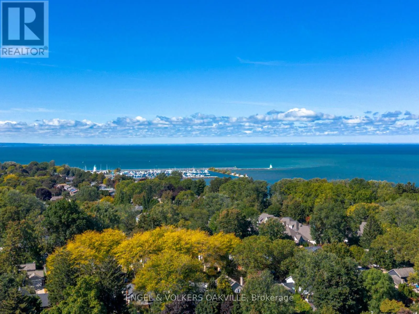 22 SANDY COVE CIRCLE