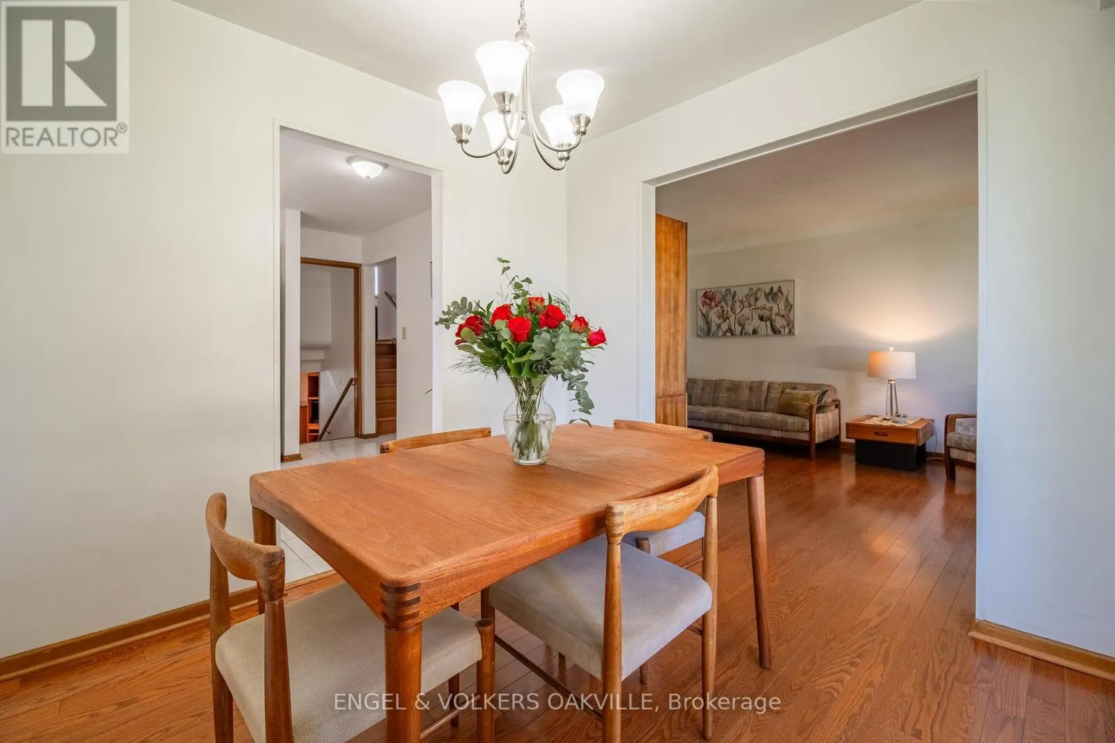 22 SANDY COVE CIRCLE