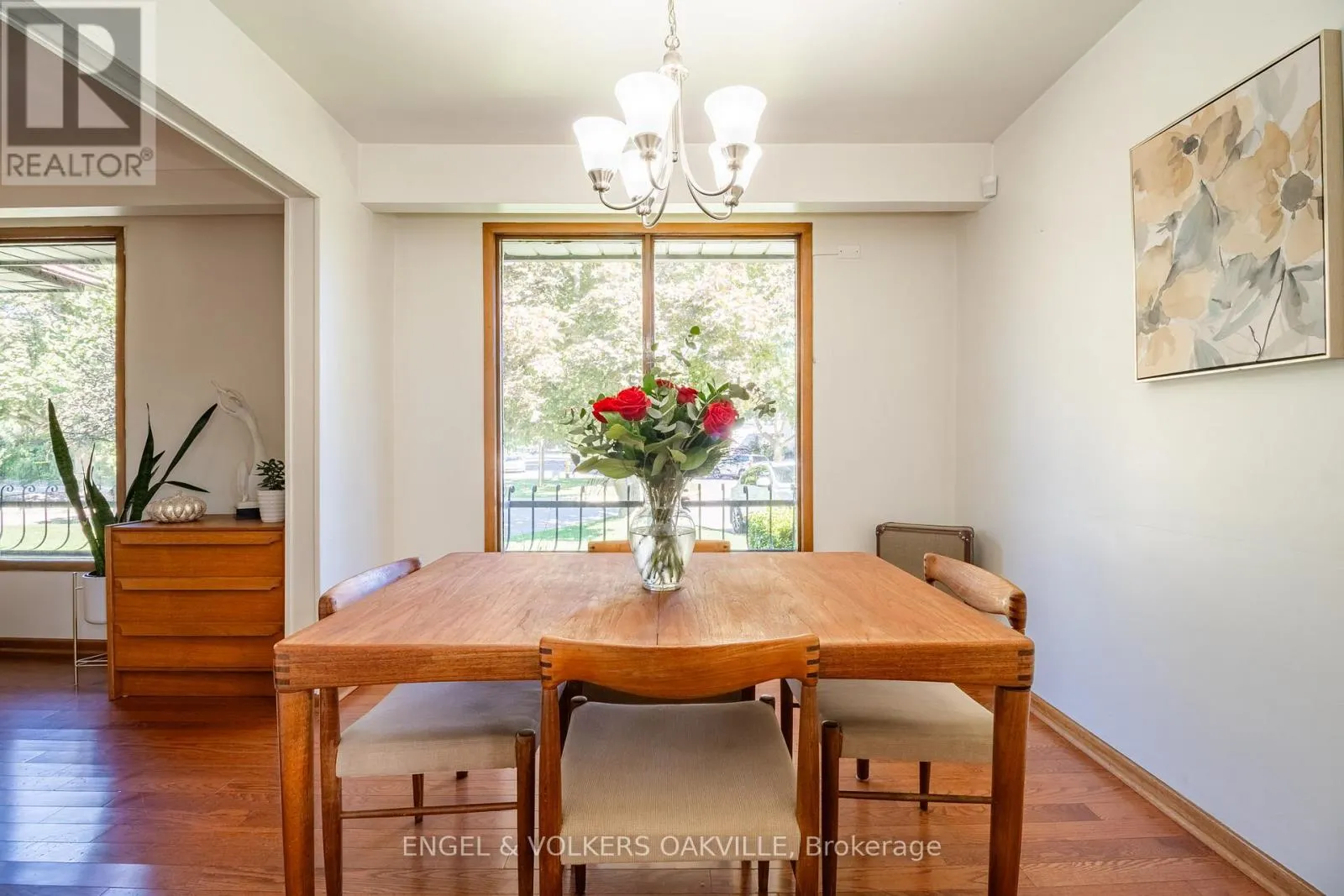 22 SANDY COVE CIRCLE