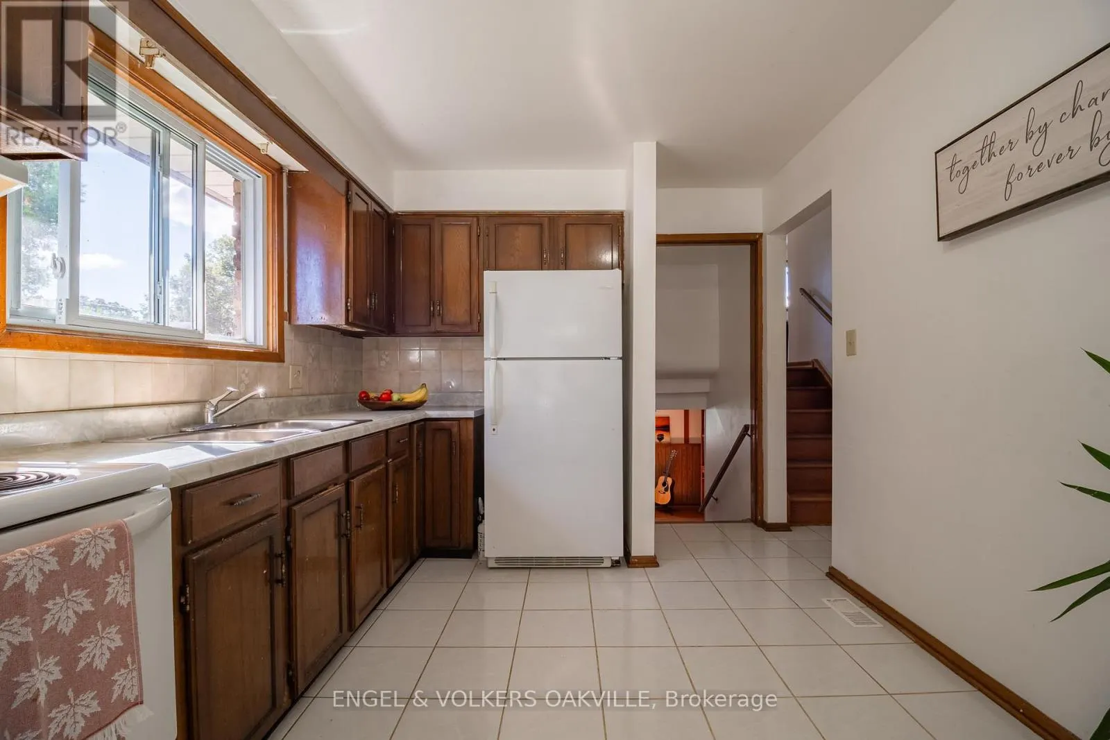 22 SANDY COVE CIRCLE