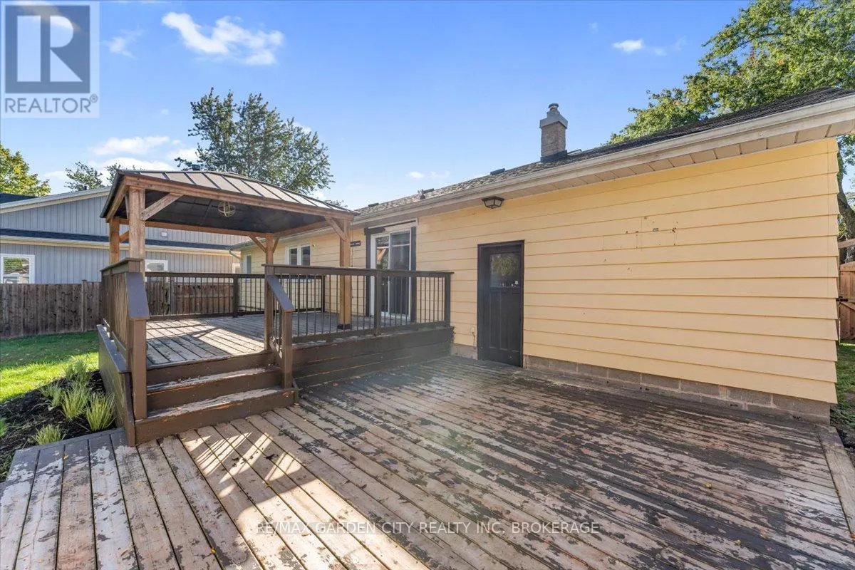41 EMMETT STREET