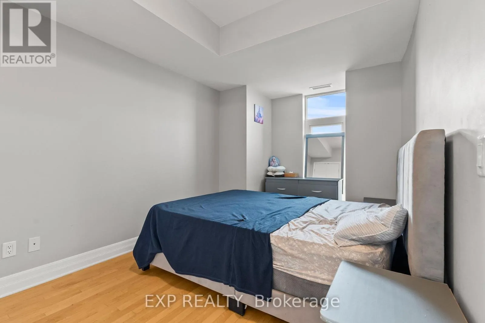 1203 - 75 CLEARY AVENUE