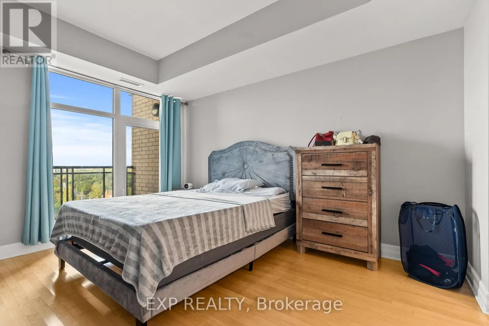 1203 - 75 CLEARY AVENUE