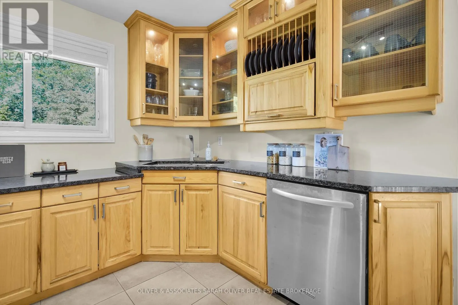 200 GLADMAN AVENUE