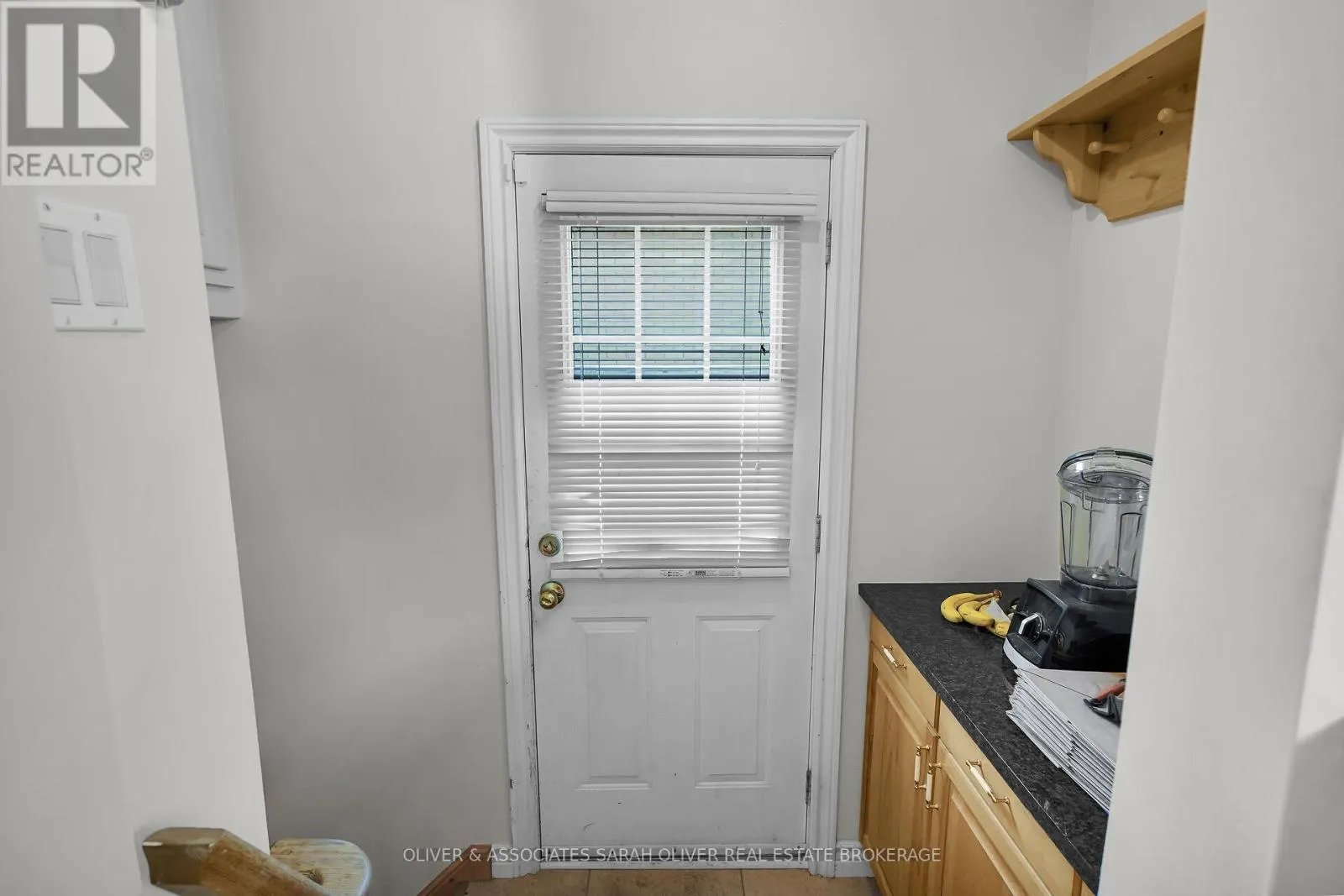 200 GLADMAN AVENUE