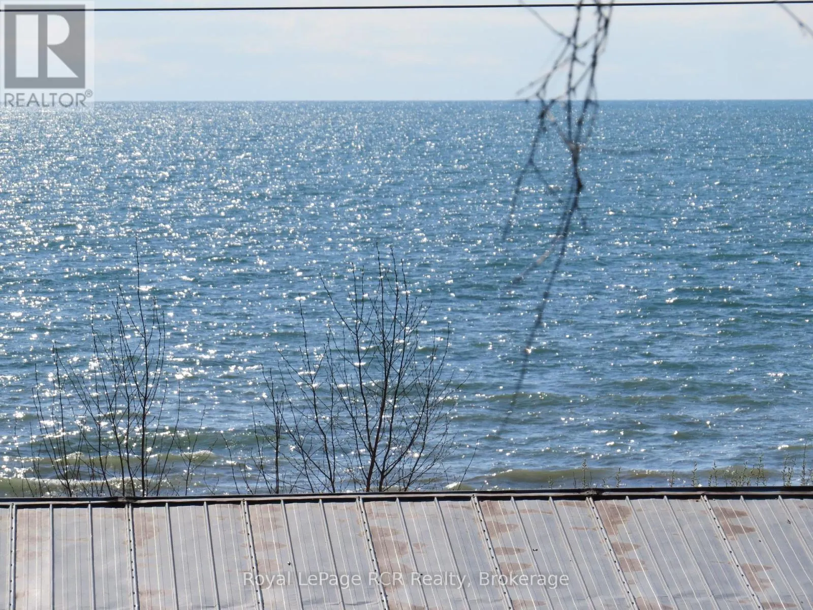 9 LAKESHORE BOULEVARD S