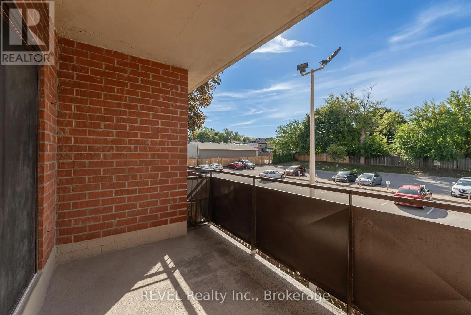 206 - 3955 PORTAGE ROAD, #206