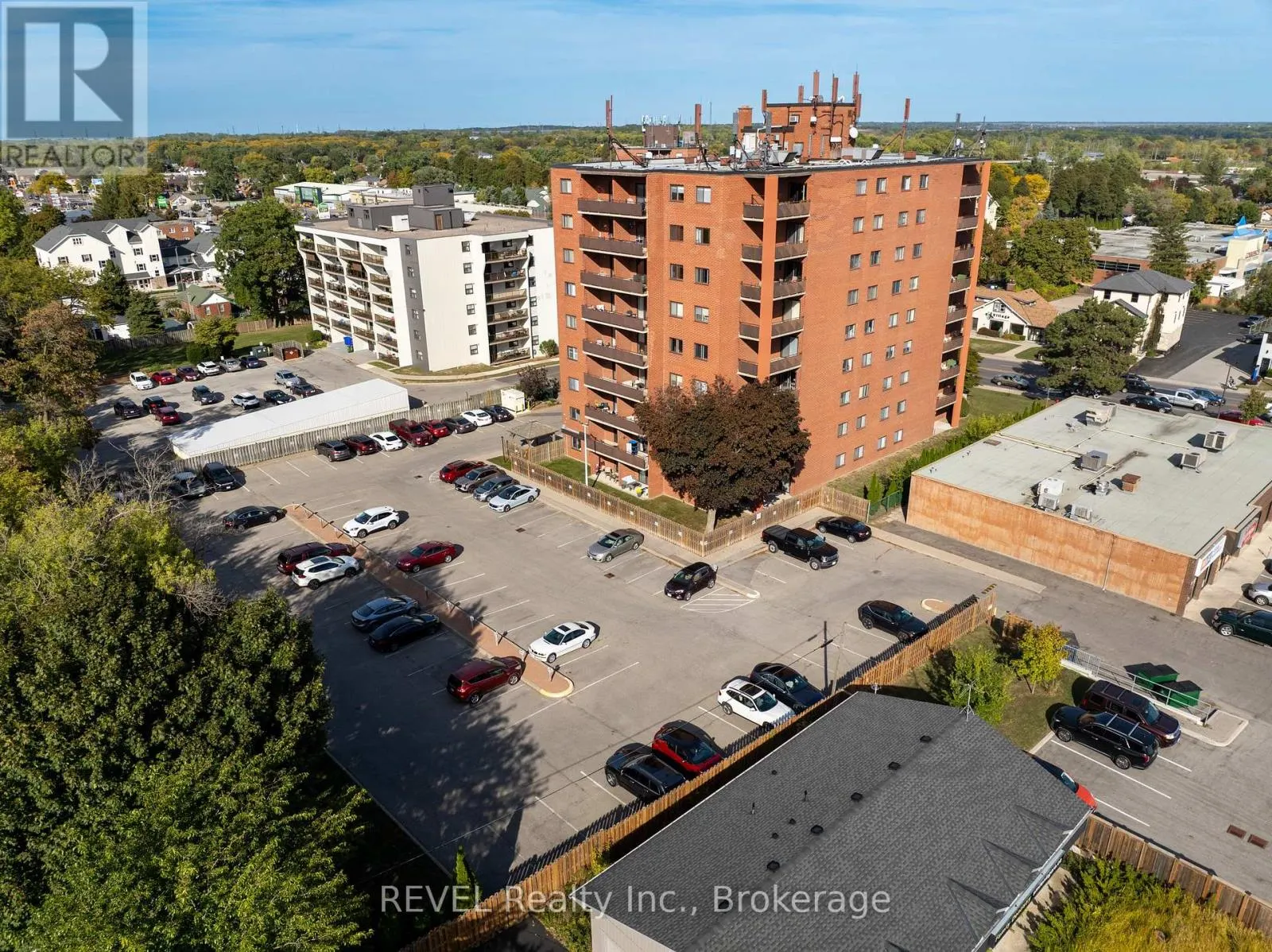 206 - 3955 PORTAGE ROAD, #206