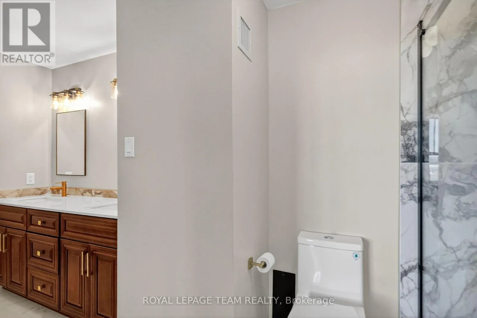 2509/2510 - 515 ST LAURENT BOULEVARD