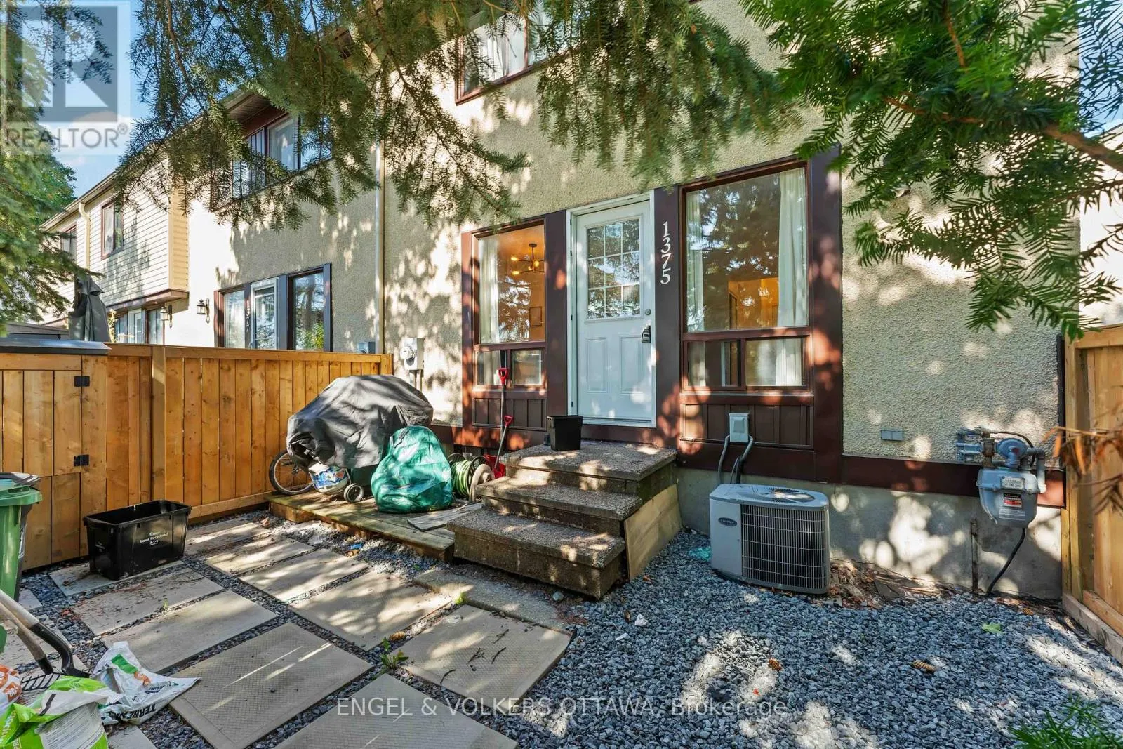 58 - 1375 BETHAMY LANE