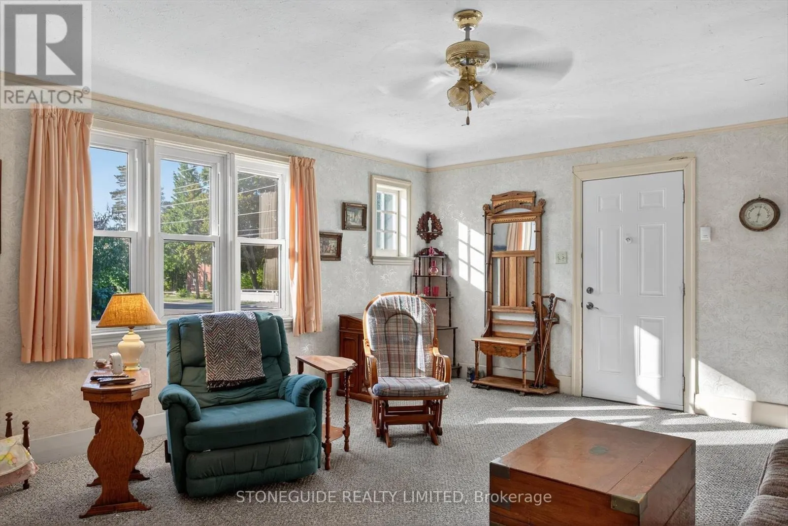 634 ARMOUR ROAD
