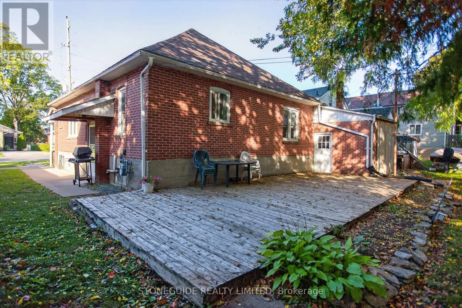634 ARMOUR ROAD