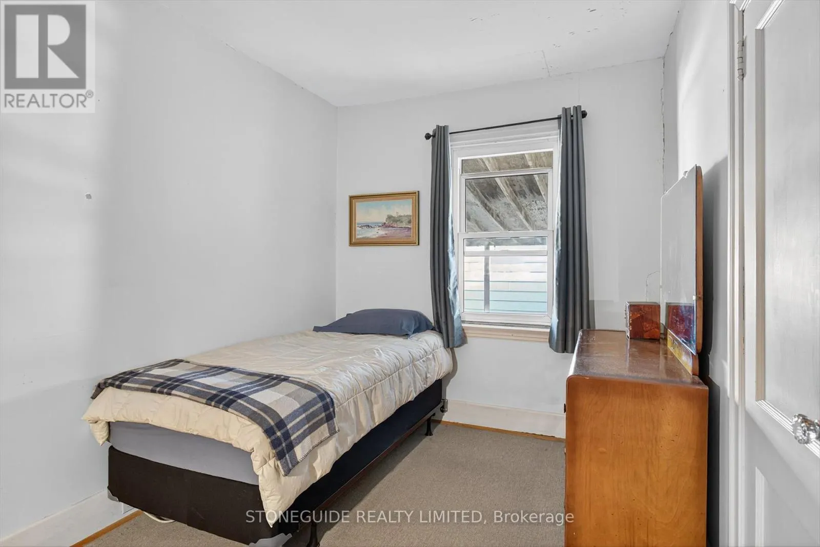 634 ARMOUR ROAD