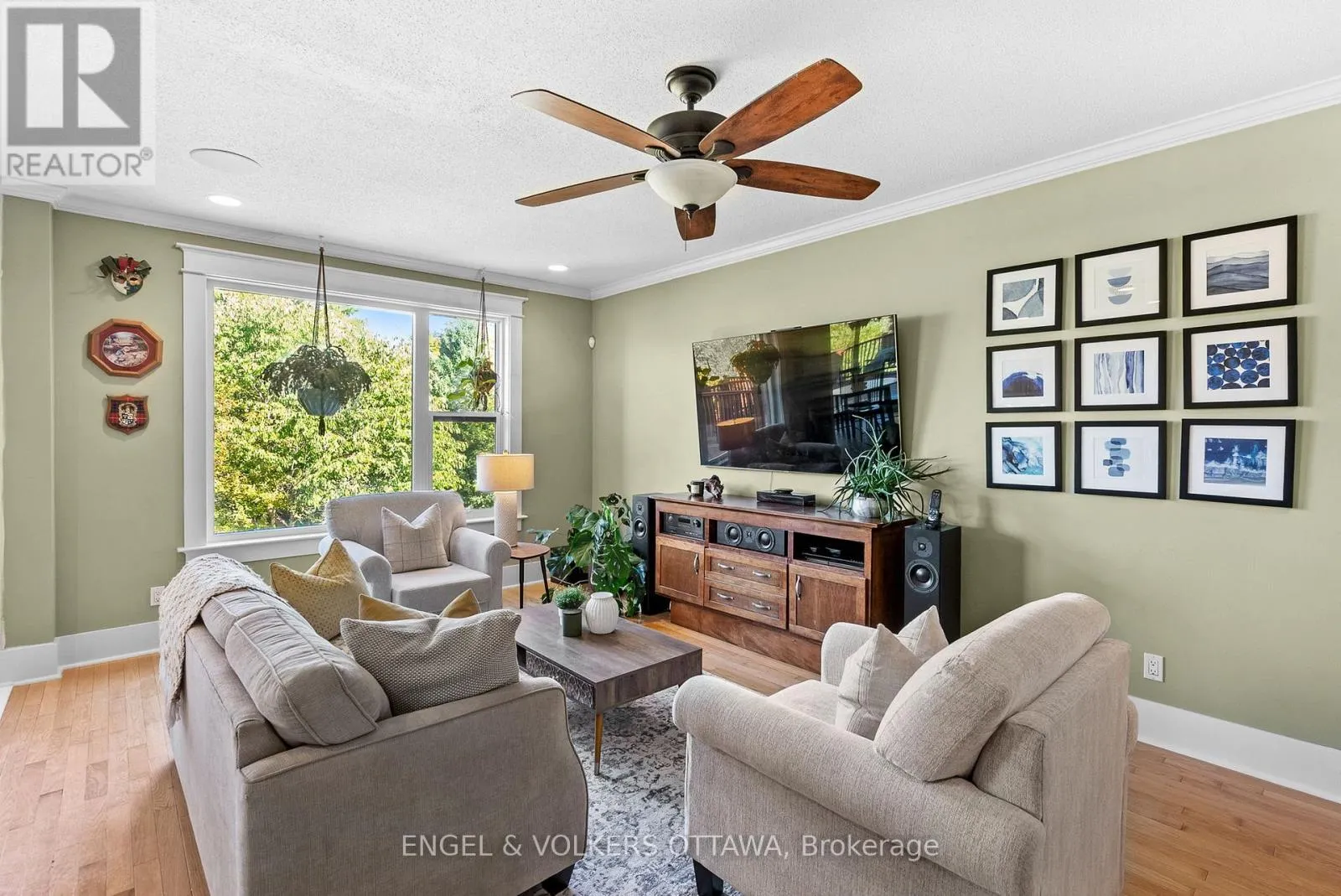 2139 BLUE WILLOW CRESCENT
