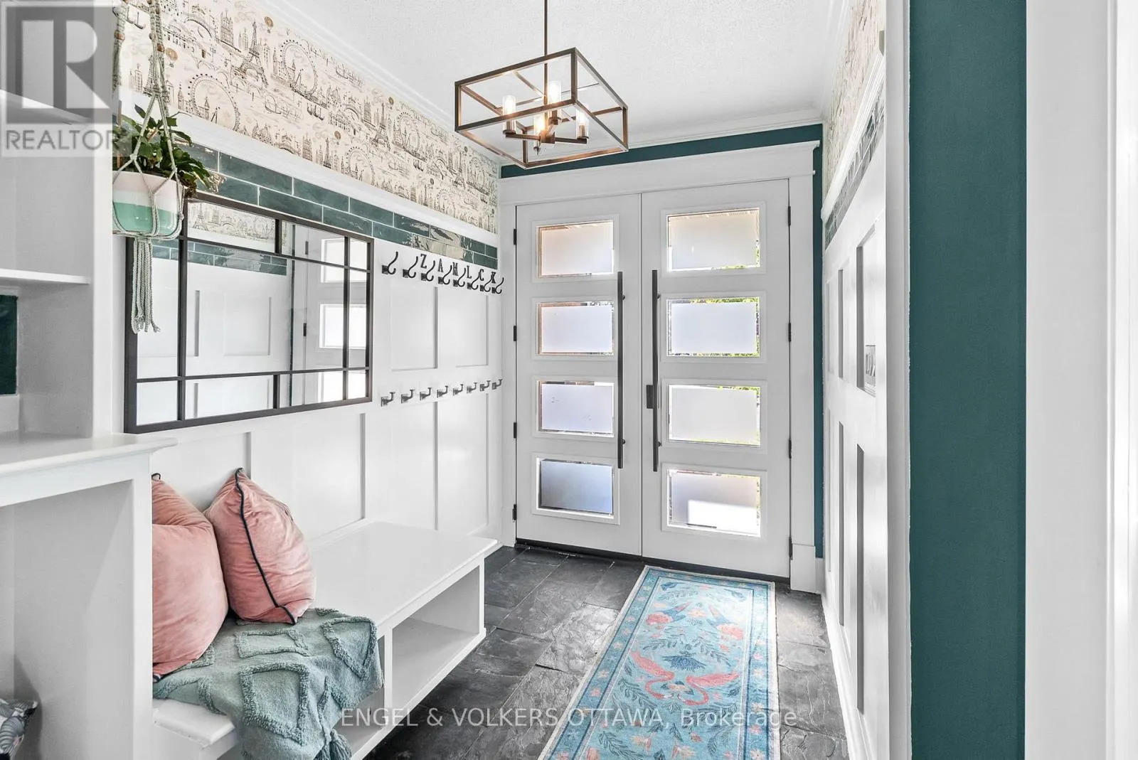 2139 BLUE WILLOW CRESCENT
