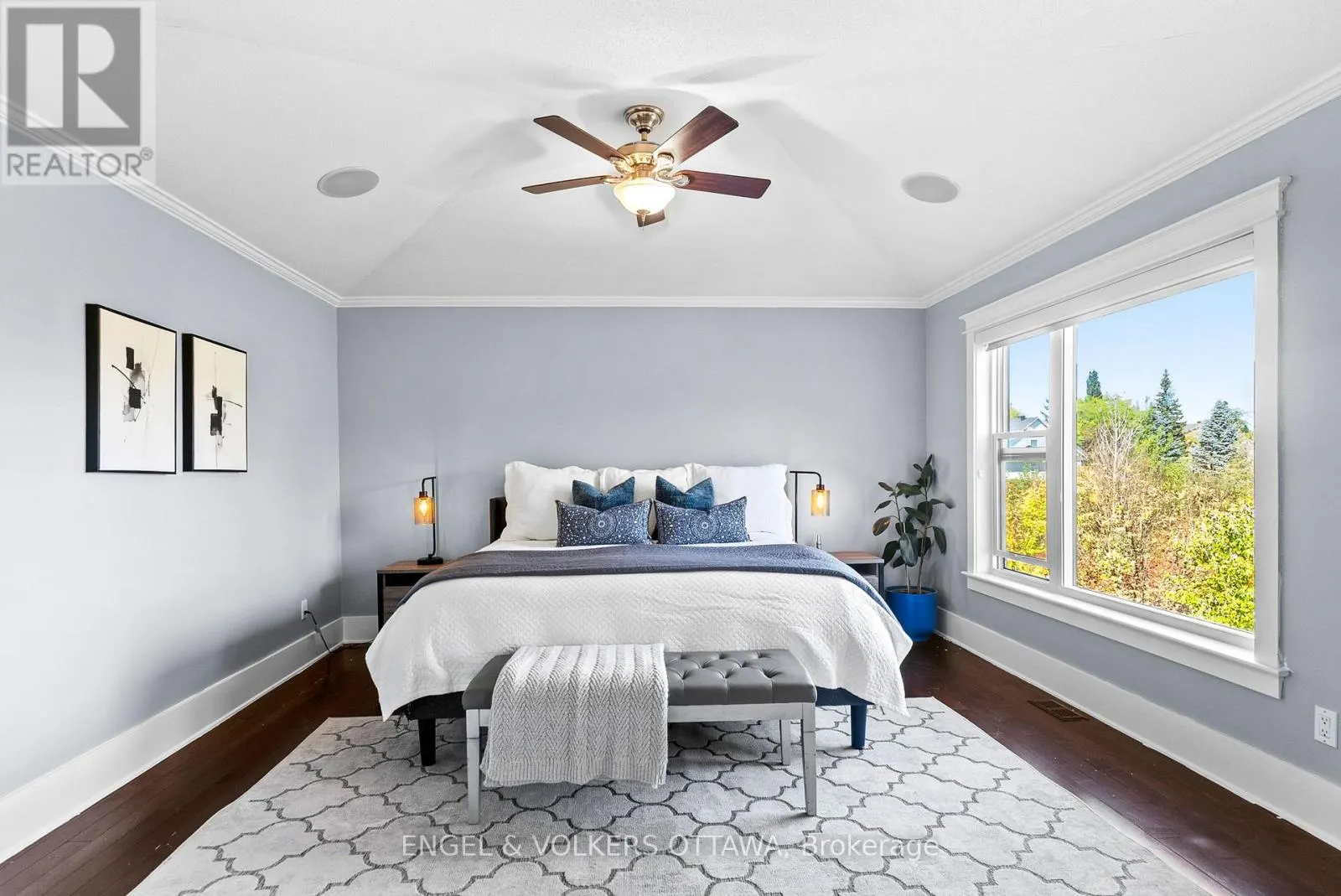 2139 BLUE WILLOW CRESCENT