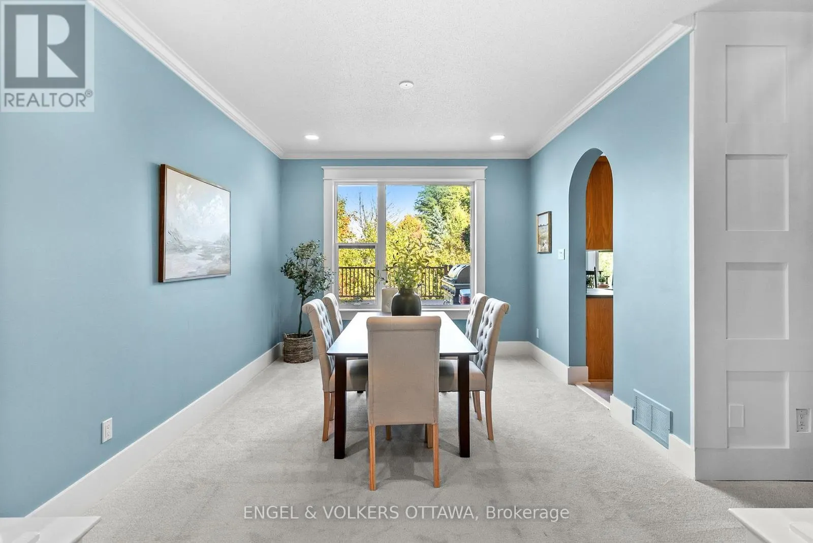 2139 BLUE WILLOW CRESCENT