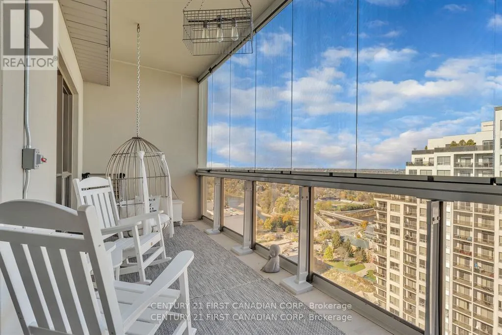 2701/2704 - 330 RIDOUT STREET N, #2701/2704