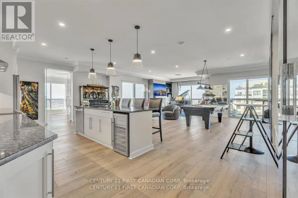 2701/2704 - 330 RIDOUT STREET N, #2701/2704