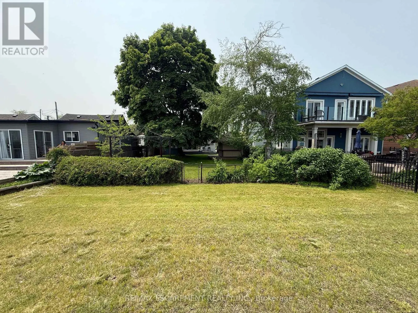 115 BEACH BOULEVARD