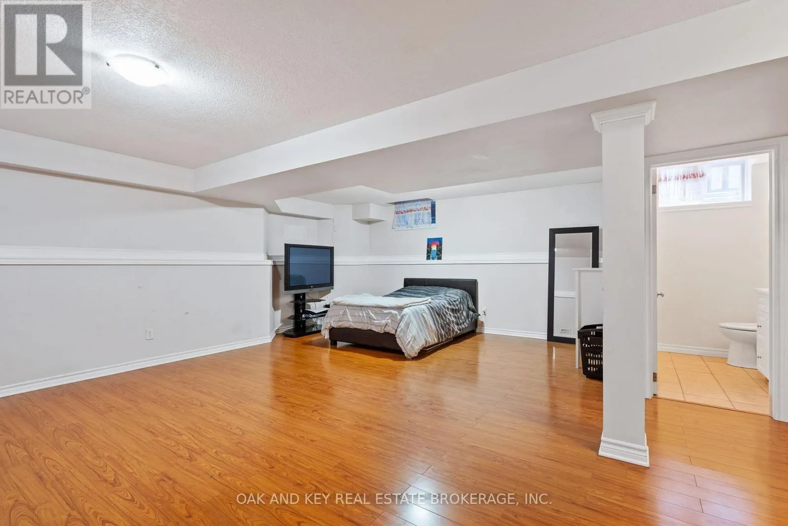 1307 BLACKMAPLE DRIVE