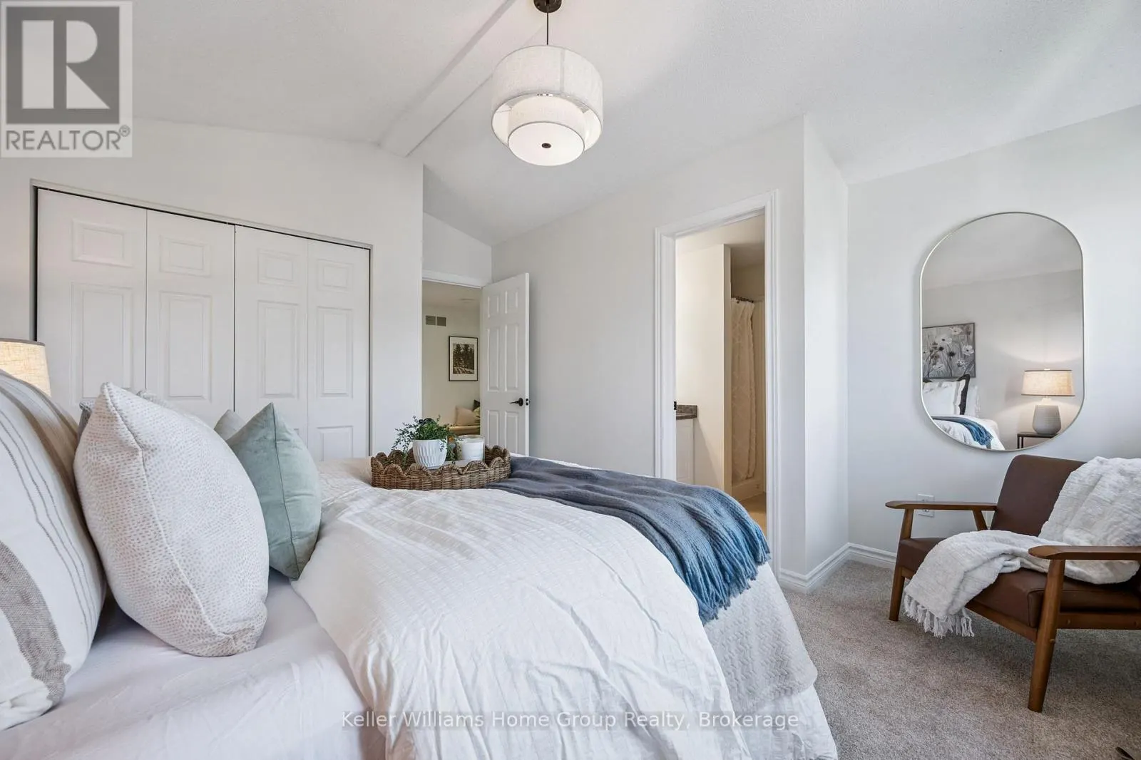 219 TERRAVIEW CRESCENT