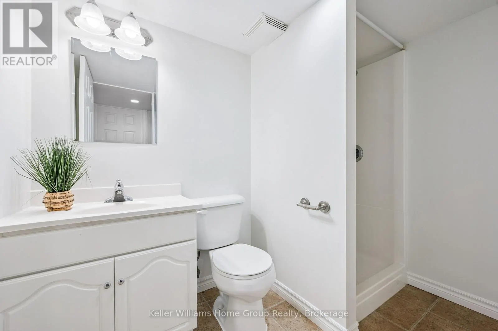 219 TERRAVIEW CRESCENT