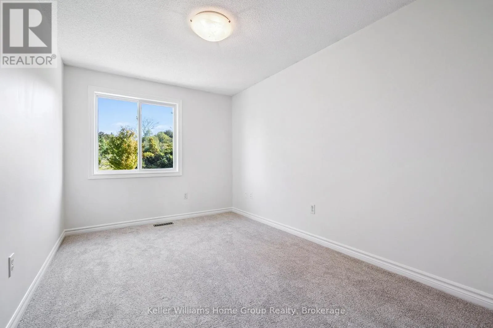 219 TERRAVIEW CRESCENT