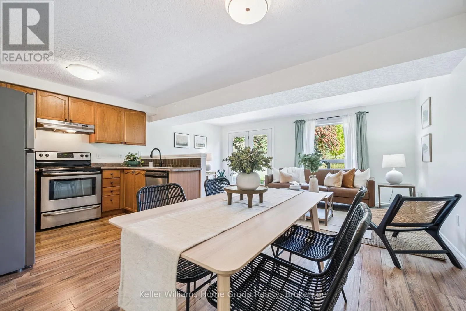 219 TERRAVIEW CRESCENT