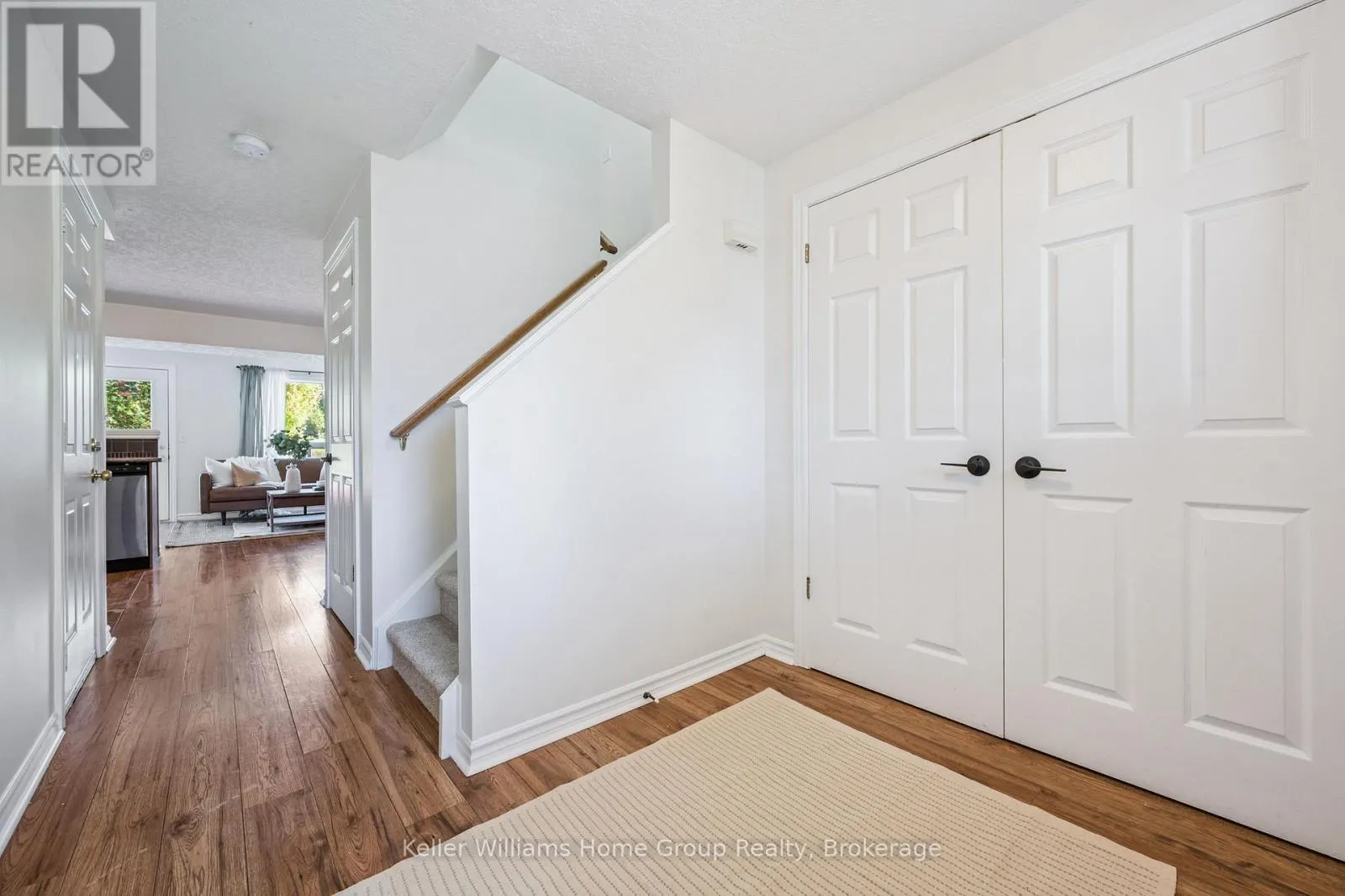 219 TERRAVIEW CRESCENT