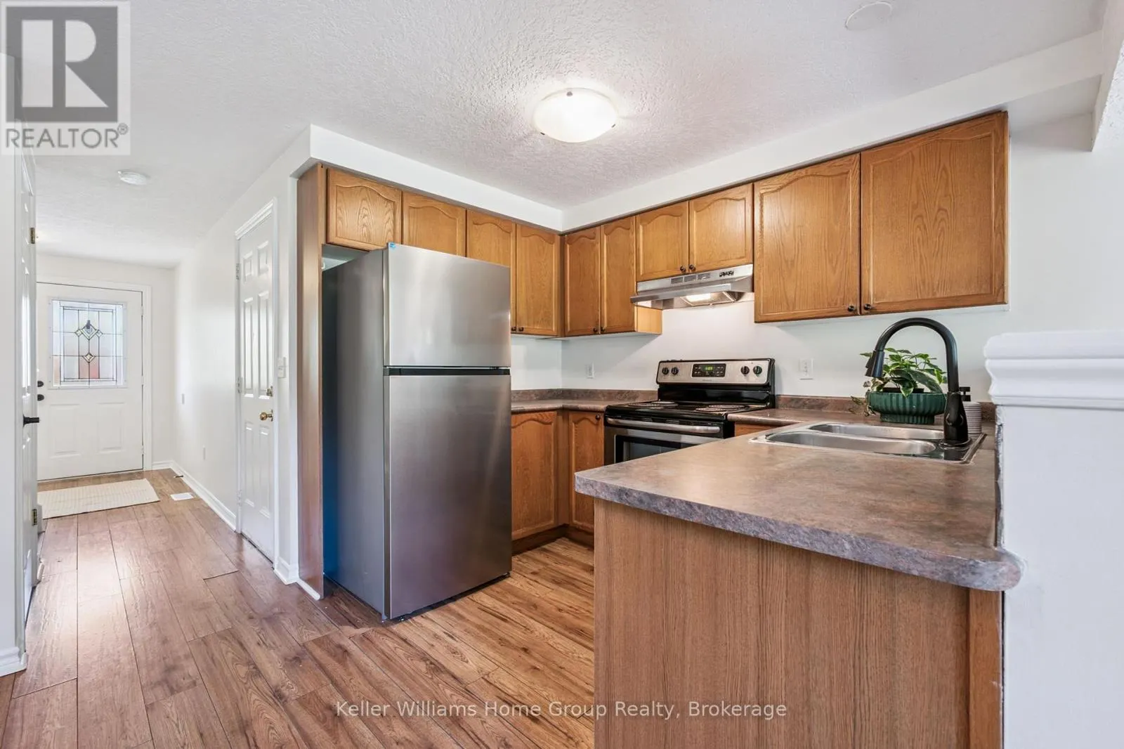 219 TERRAVIEW CRESCENT