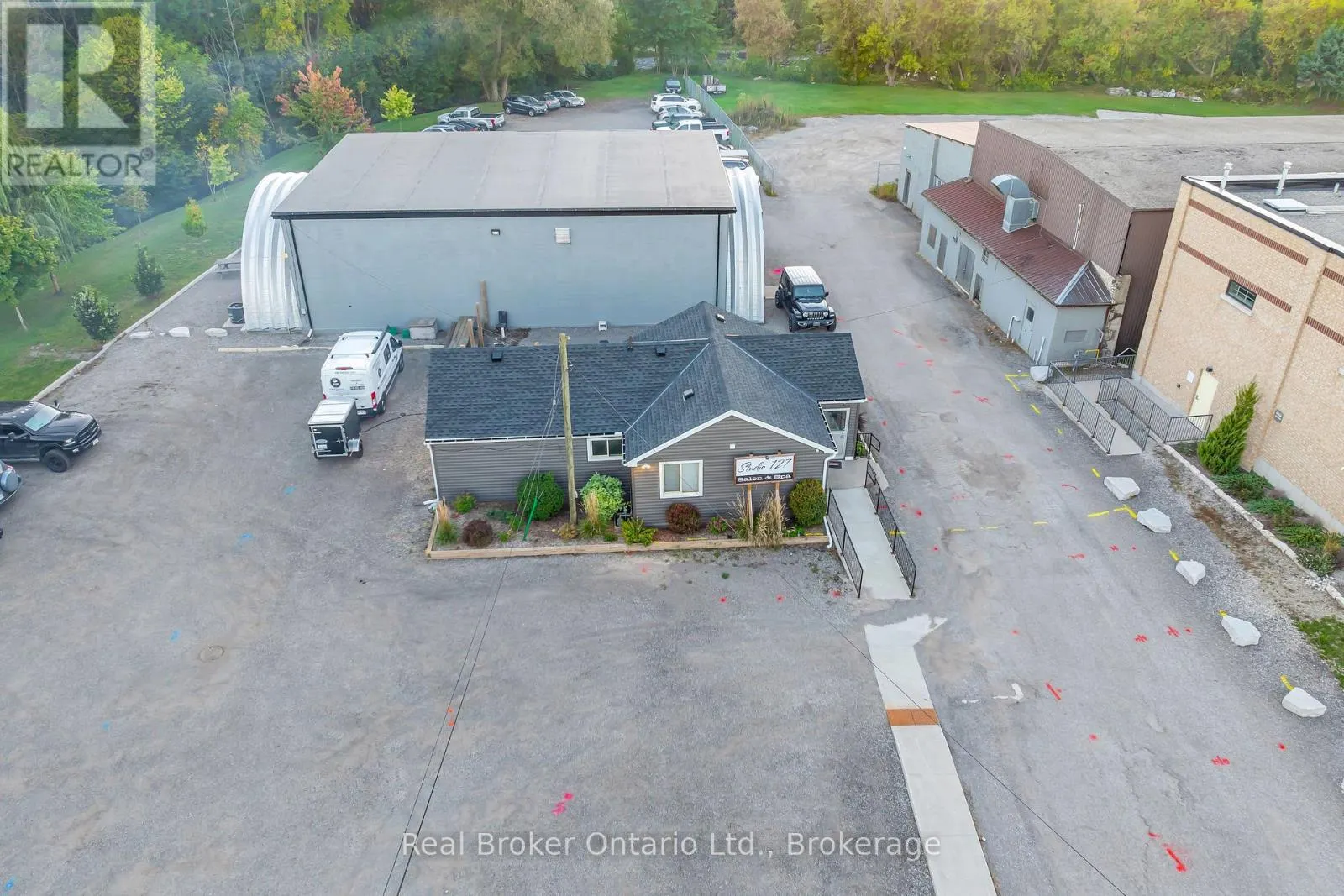 1302 SWAN STREET