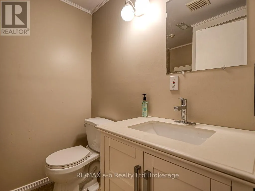 936549 BLENHEIM ROAD