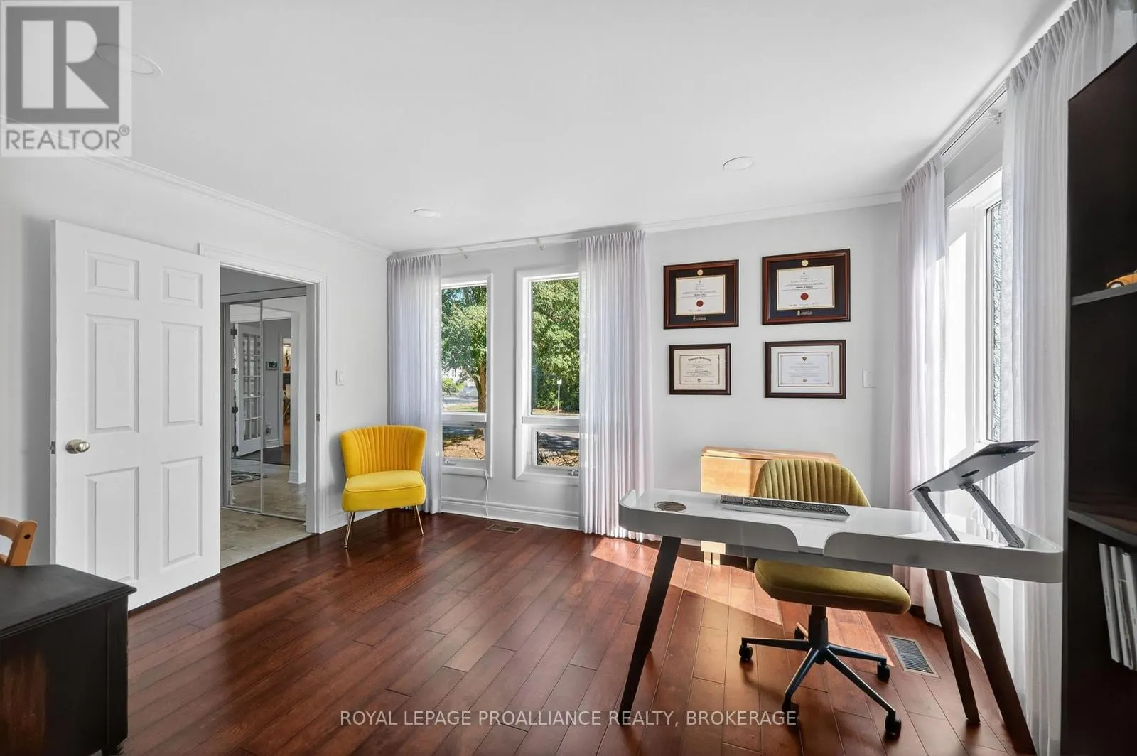 202 ALWINGTON PLACE
