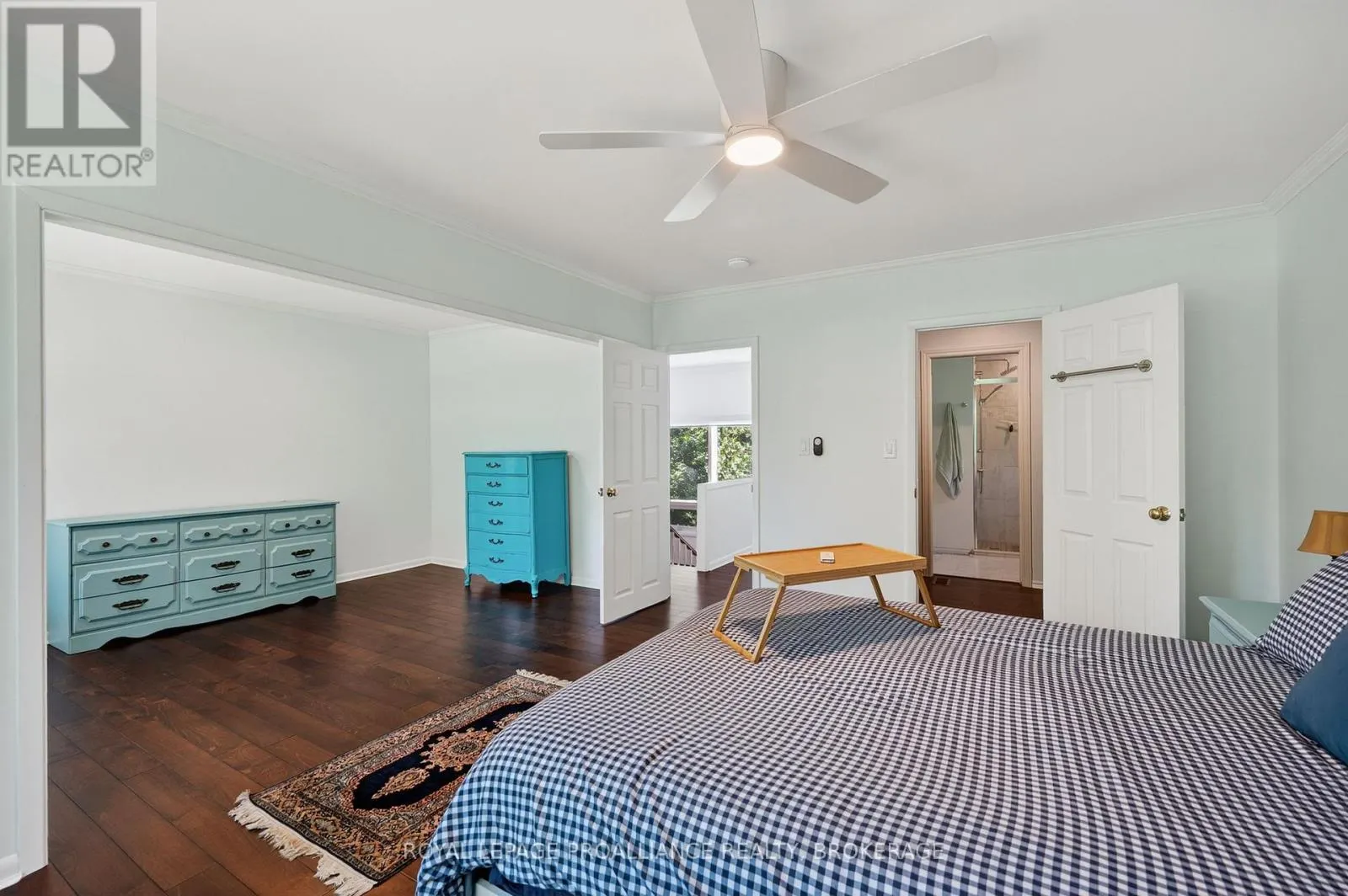 202 ALWINGTON PLACE