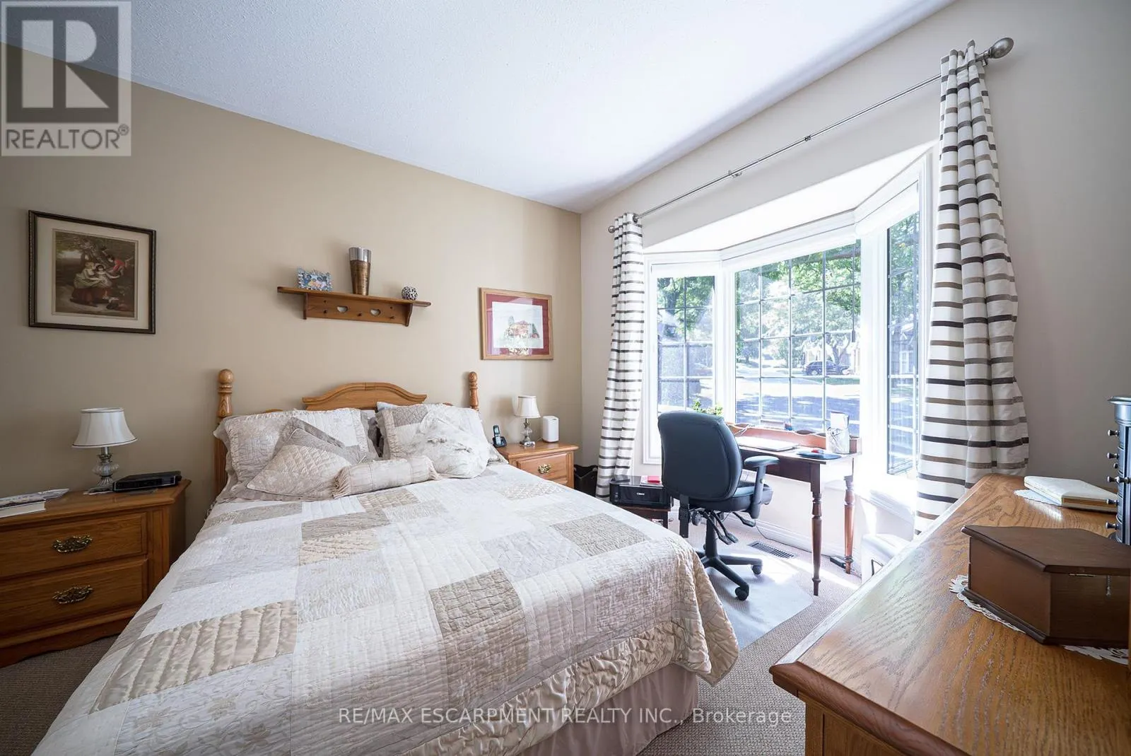 8 - 24 HARDY ROAD