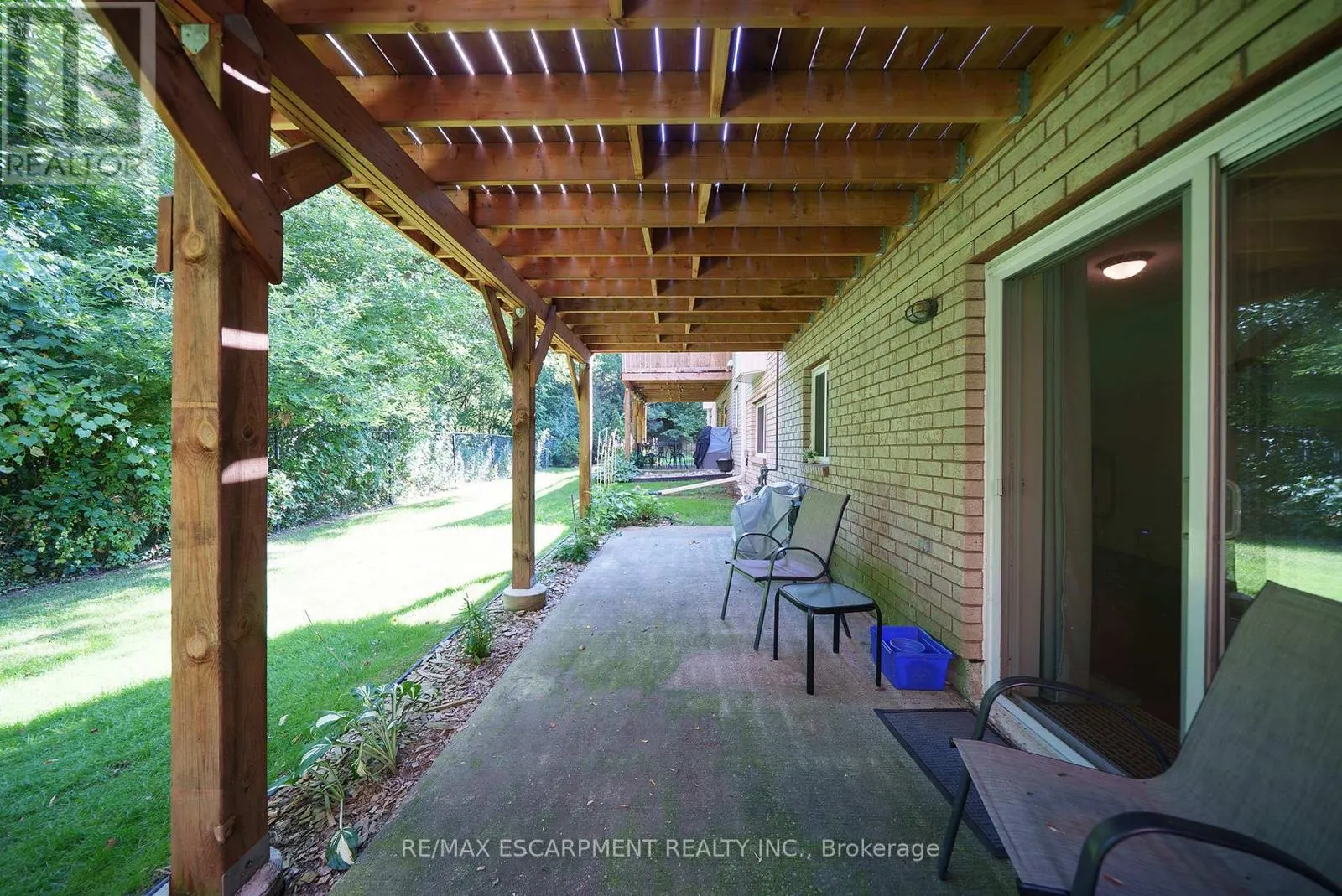 8 - 24 HARDY ROAD