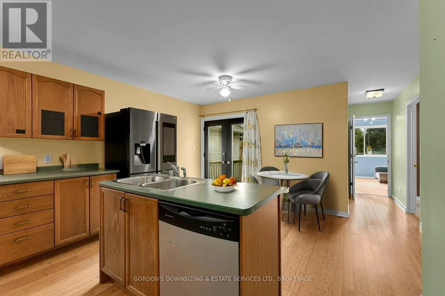 464 FREEMAN CRESCENT