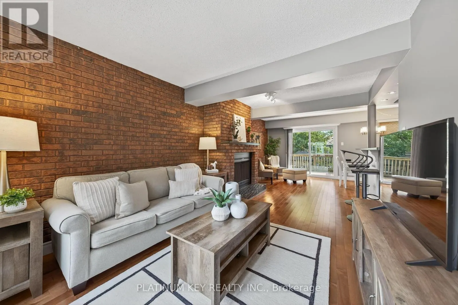 27 - 295 WILKINS STREET, #27