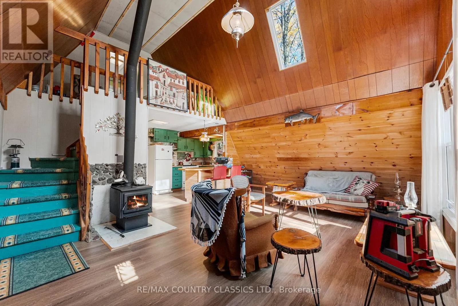 1201 MORAINE DRIVE