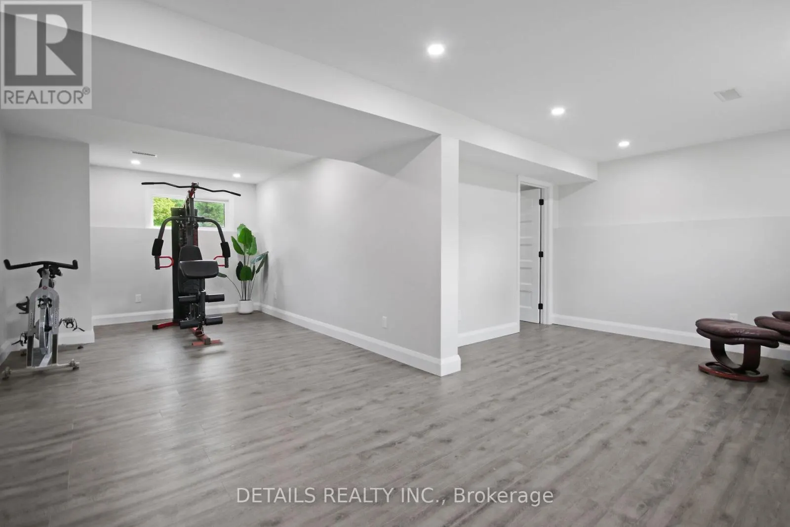 2708 BEKKERS COURT