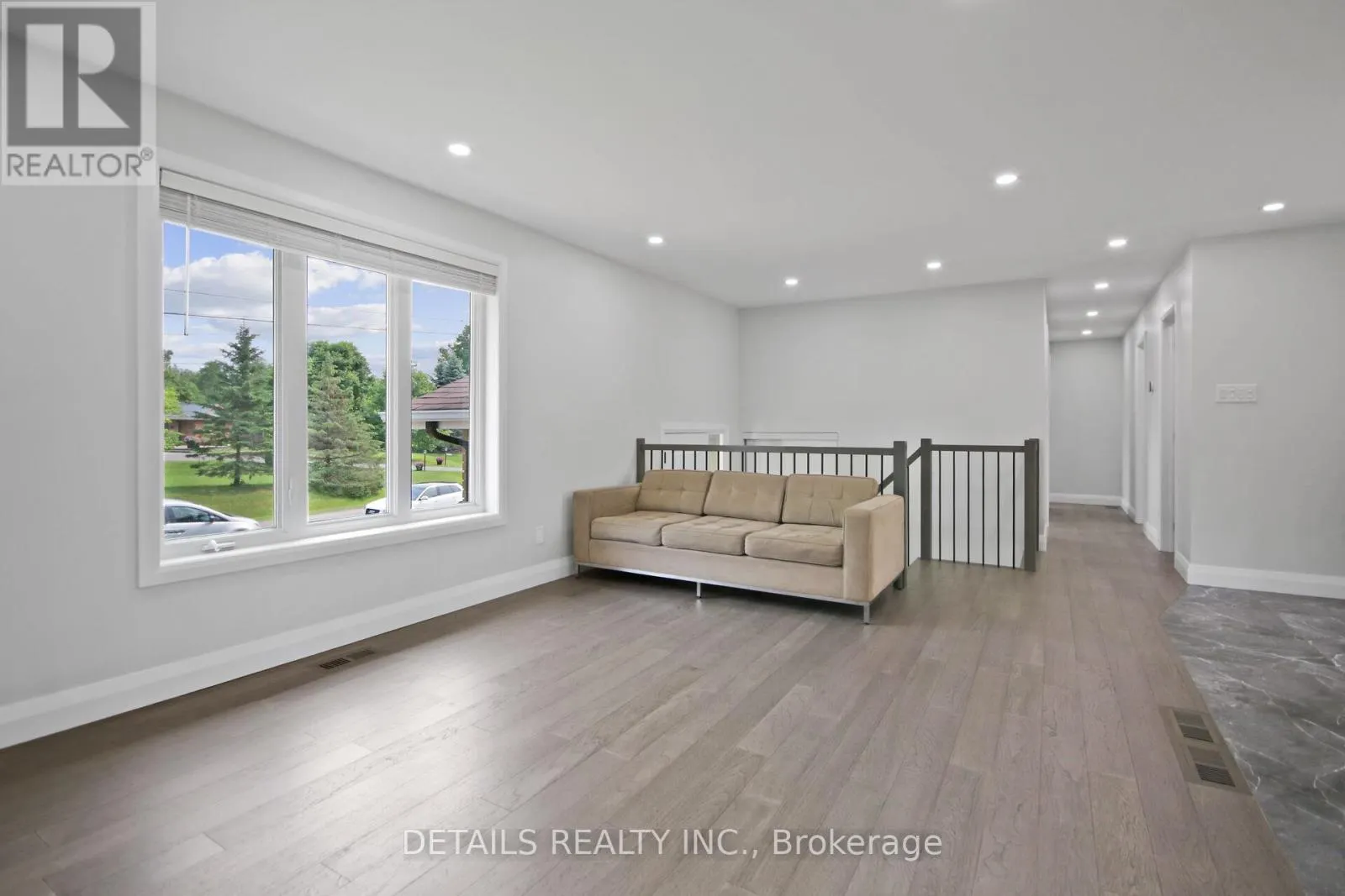 2708 BEKKERS COURT