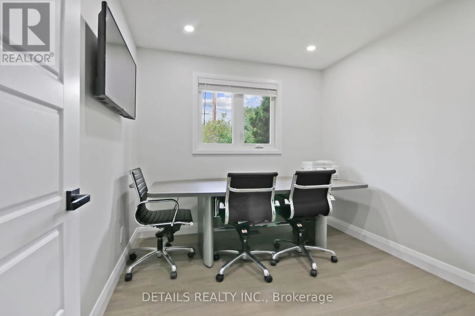 2708 BEKKERS COURT