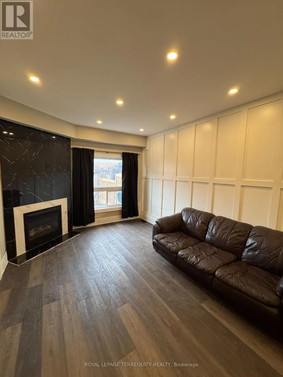 9 PALACEBEACH TRAIL