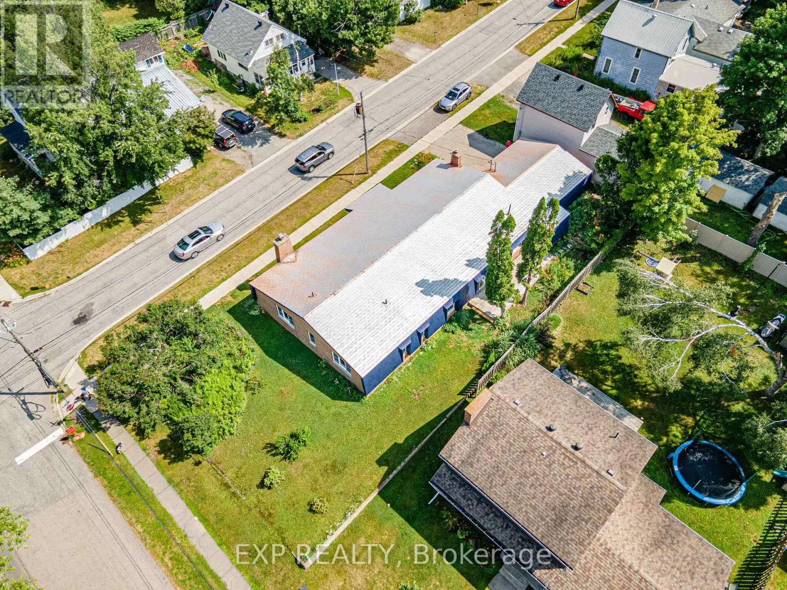 395 BROWN STREET
